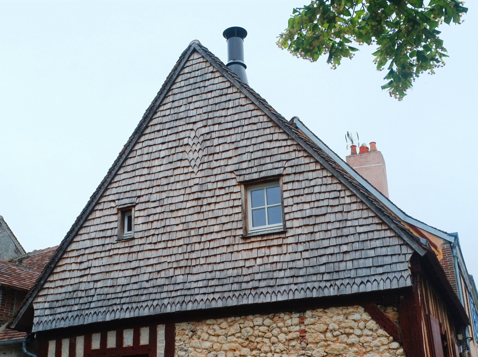 Restauration d'un pignon du XVI ème siècle