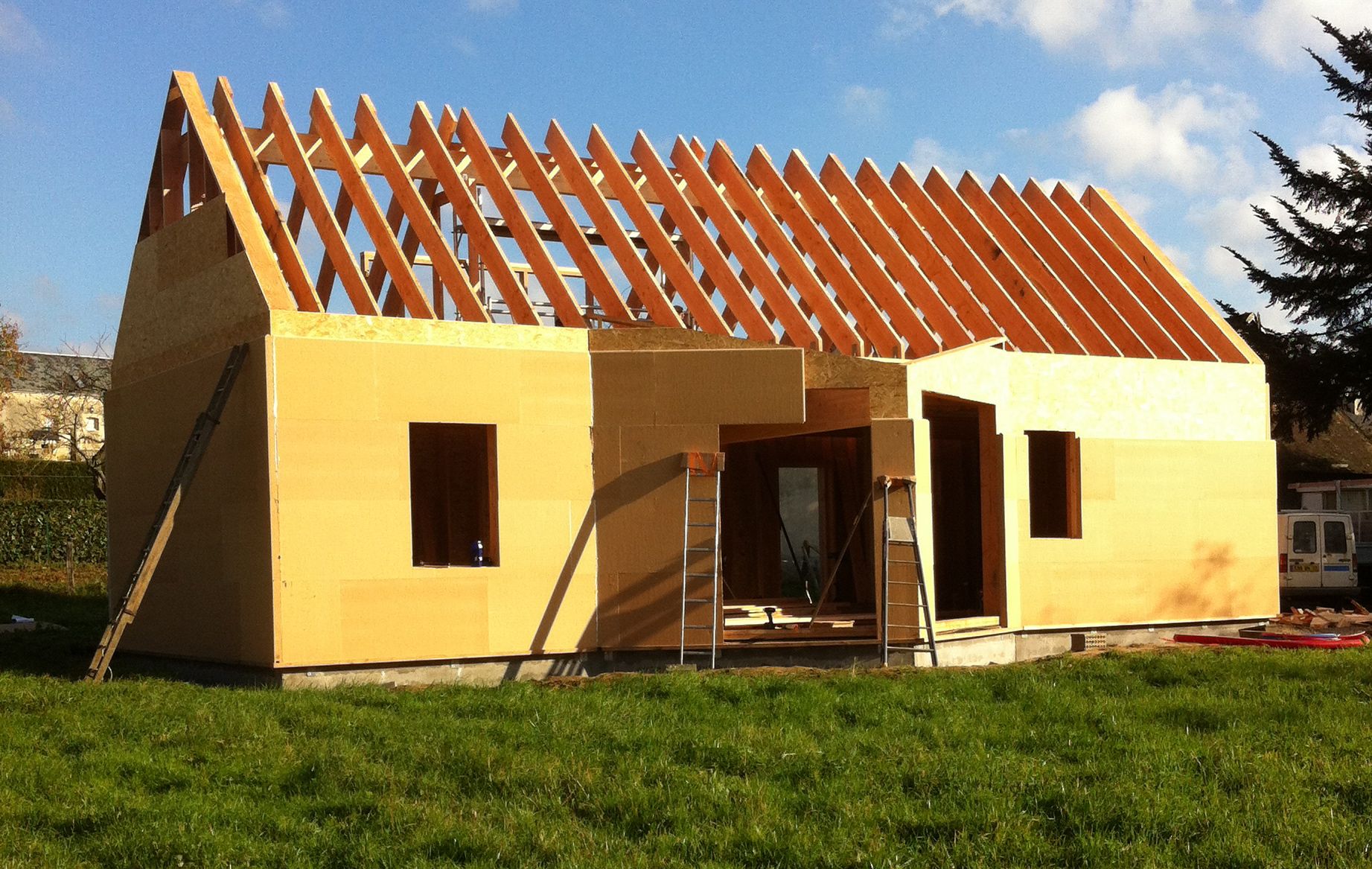 Construction d'une maison bois et paille